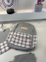 ⁦Ensemble de sacs d’école Kawai pour adolescents 4Pcs CLBD V4 Gris – محفظة 4 قطع كاواي رمادي⁩ - الصورة ⁦5⁩